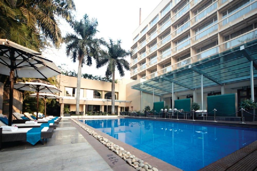Blue Diamond Pune Ihcl Seleqtions Exterior photo
